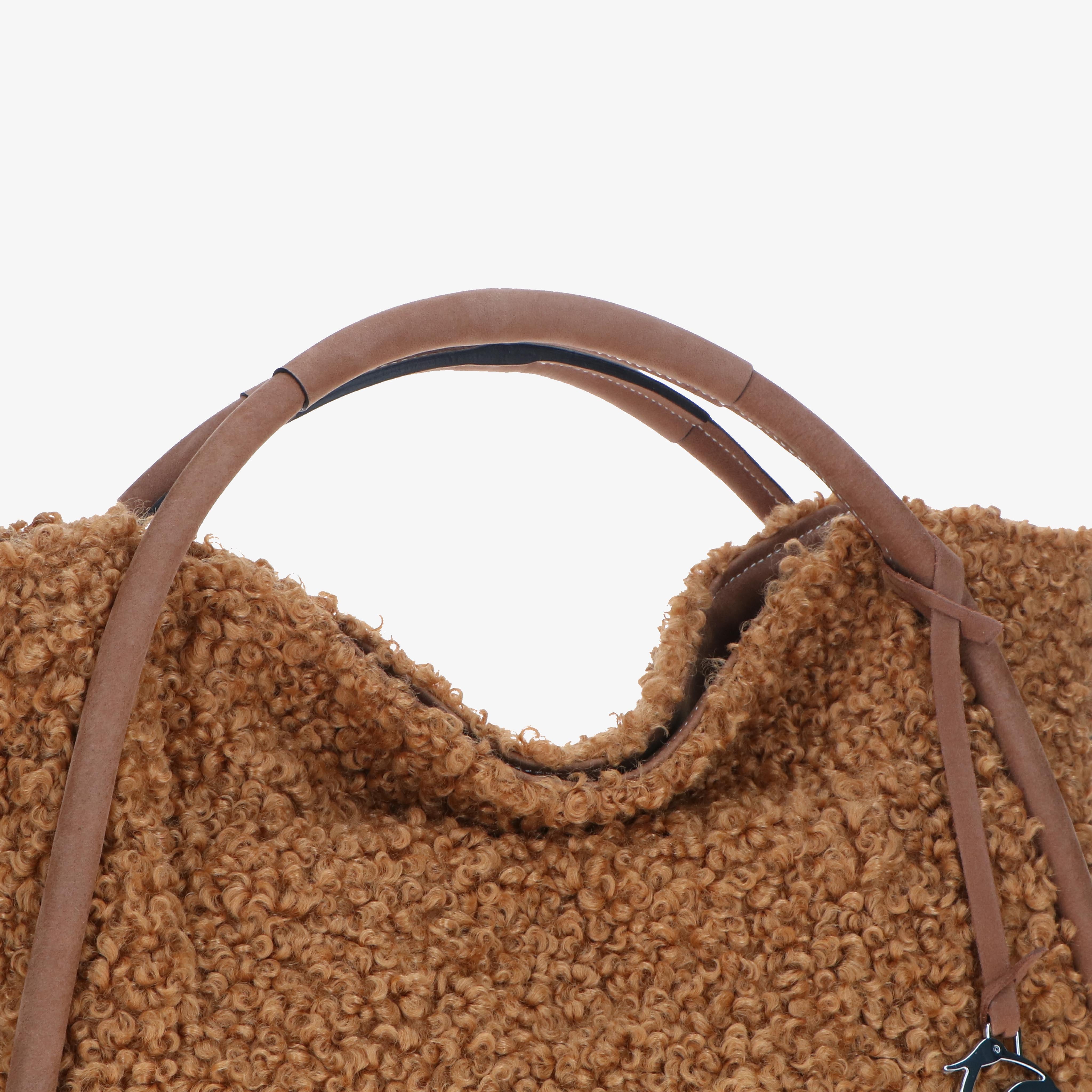Montone 3865 - Charlotte Pelletteria