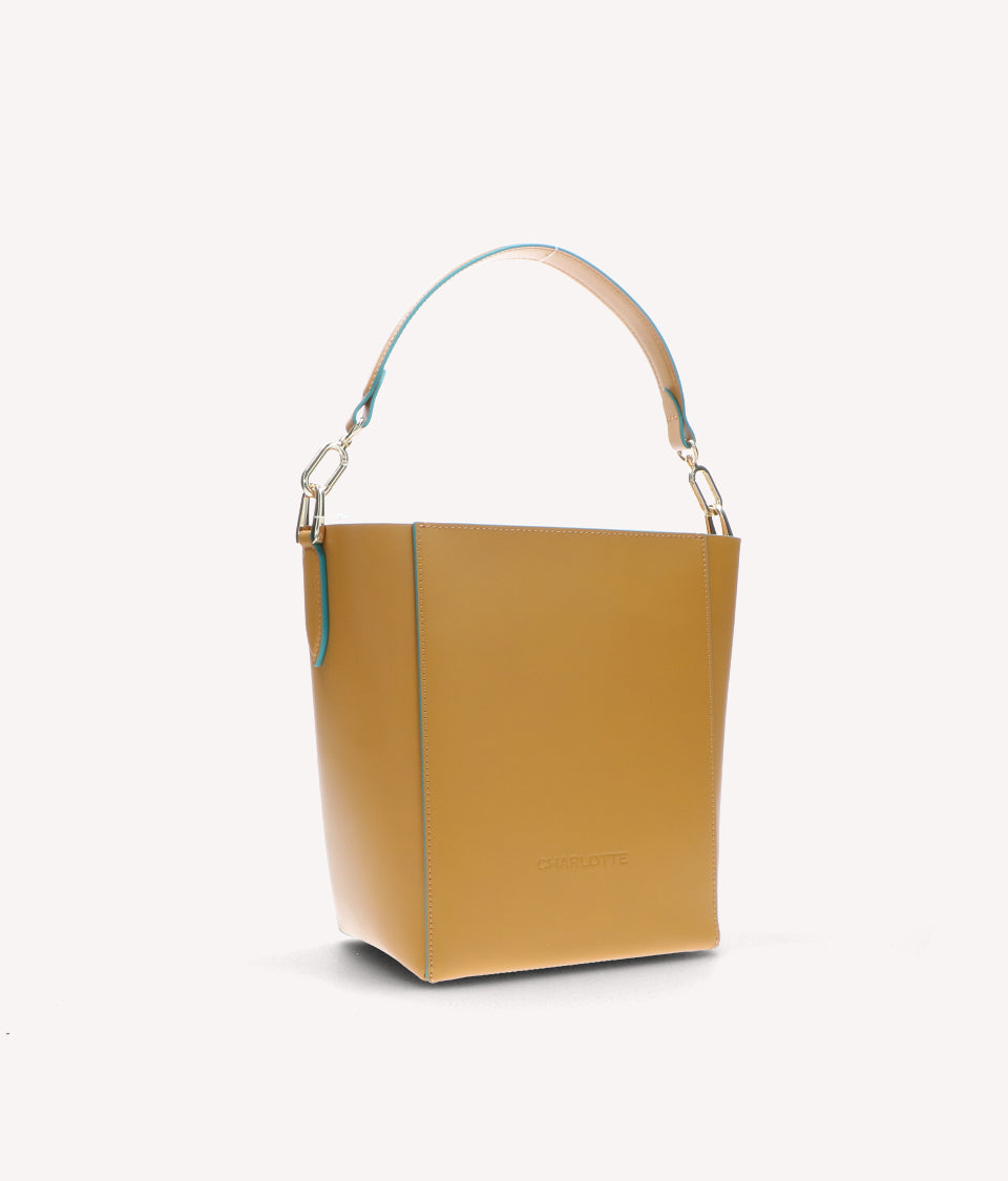 CLASSY 2026 Brushed Leather Bucket Bag Modern Elegance with