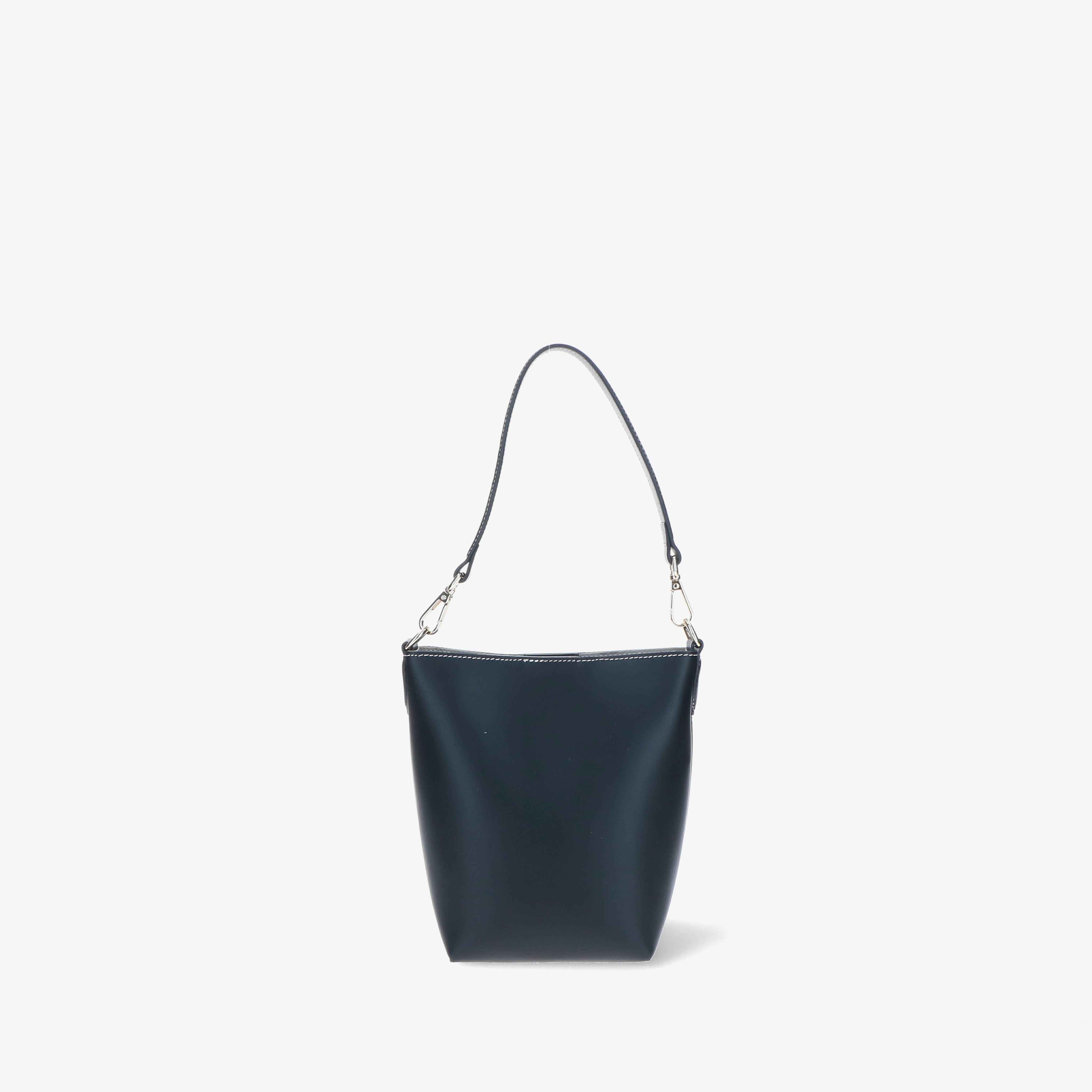 Elite 0701 - Charlotte Pelletteria