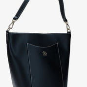 Elite 0702 - Charlotte Pelletteria