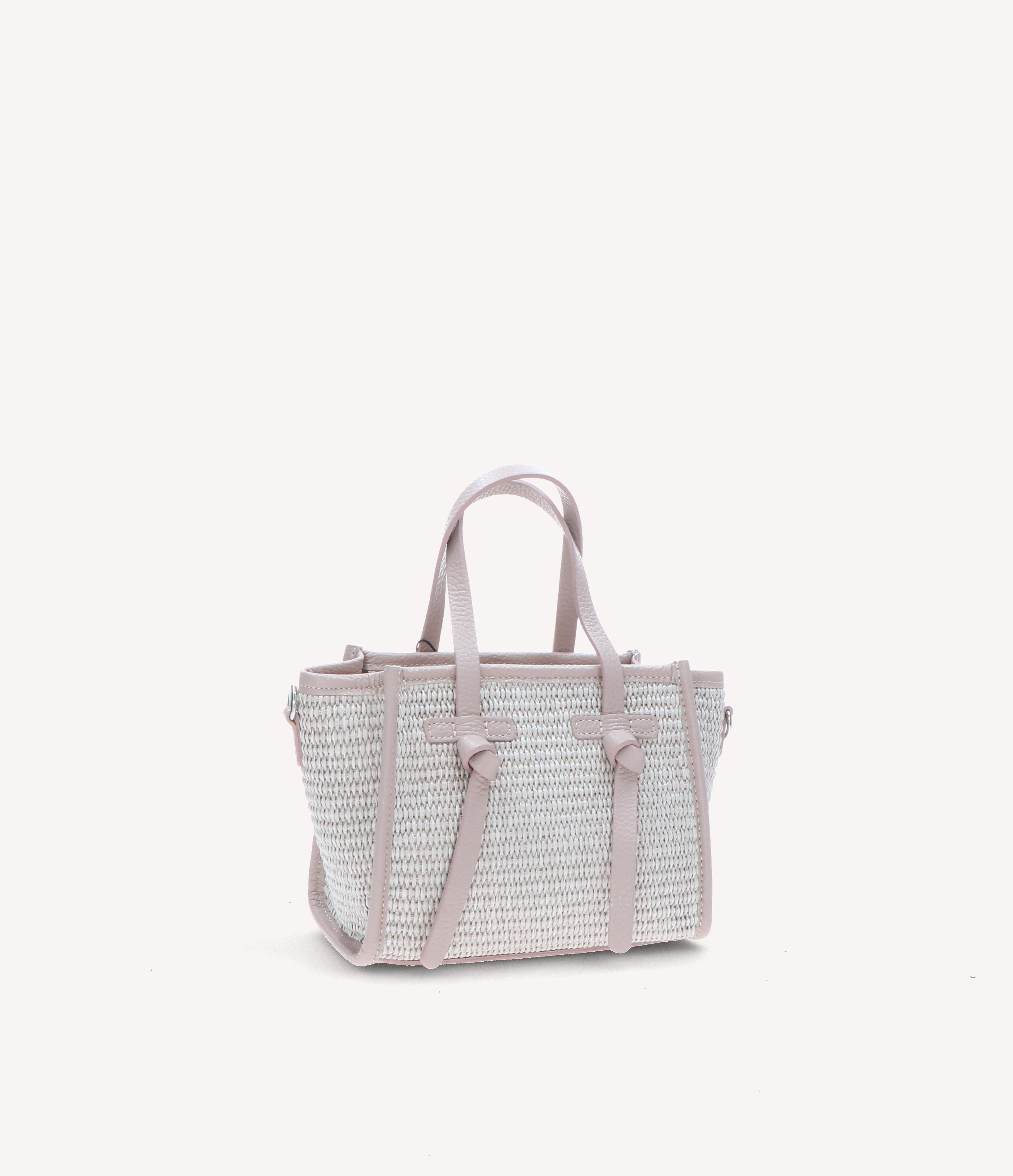Exilis 0647 - Charlotte Pelletteria