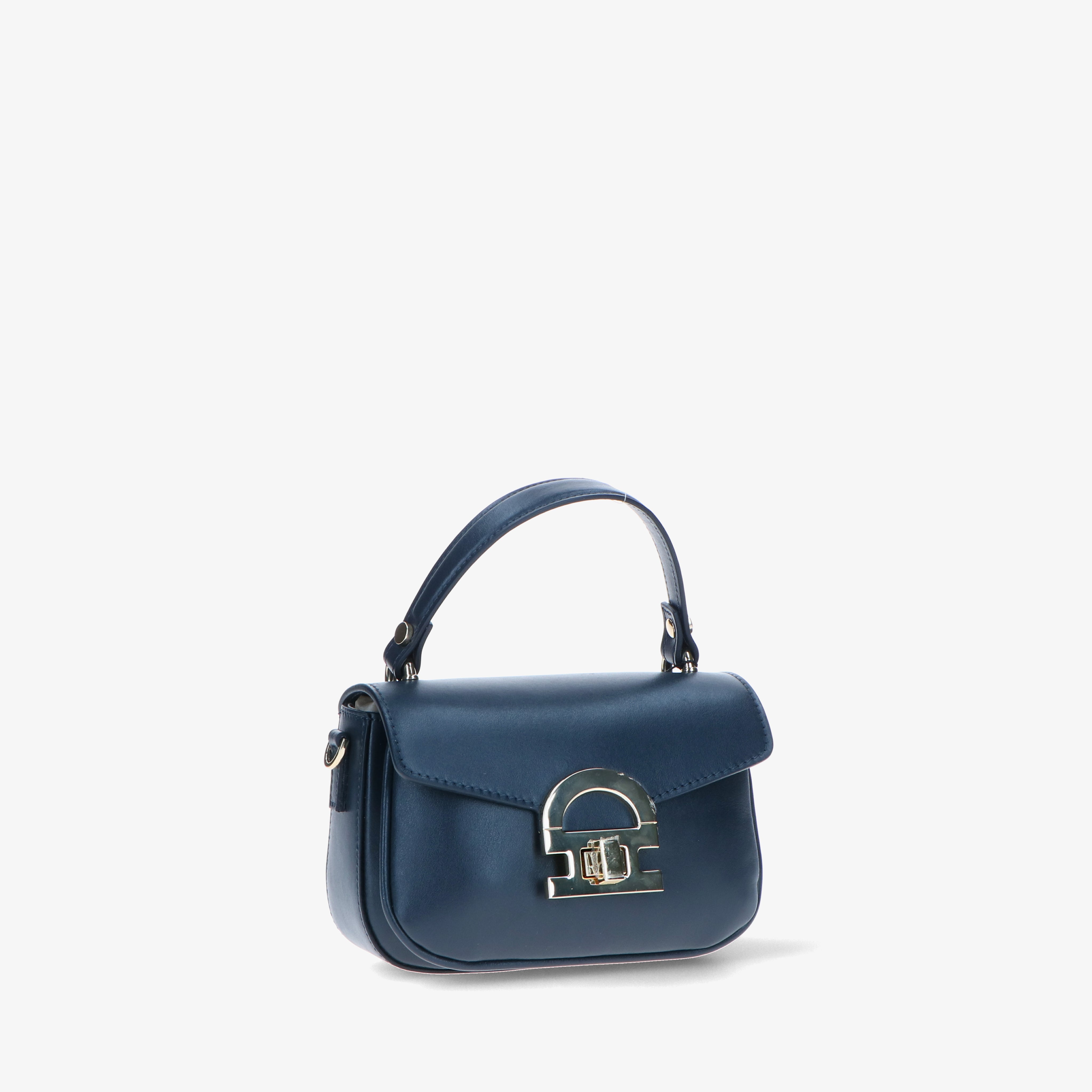 Prestige 3088 - Charlotte Pelletteria