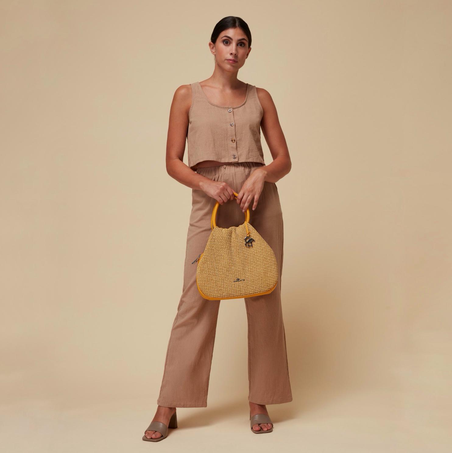 Exilis 3228 - Charlotte Pelletteria